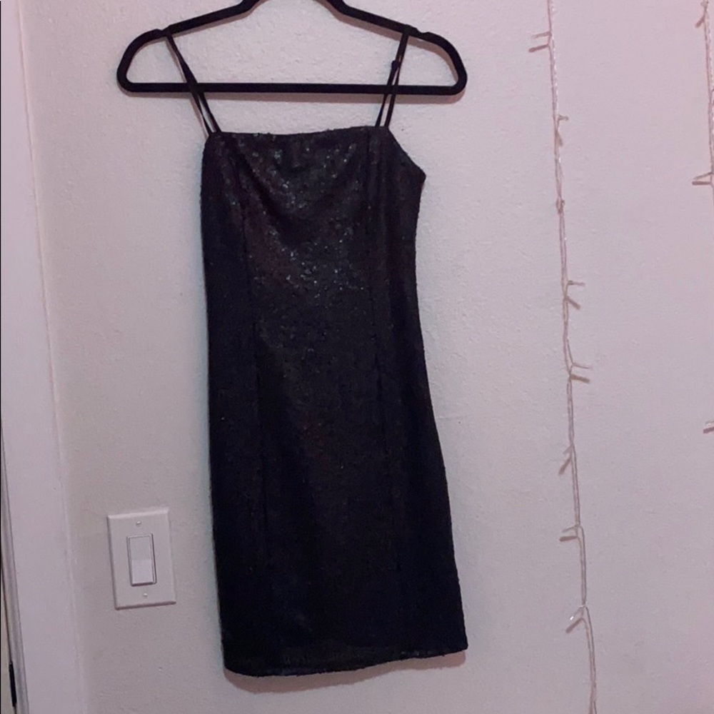 FOREVER 21 black sequin dress
